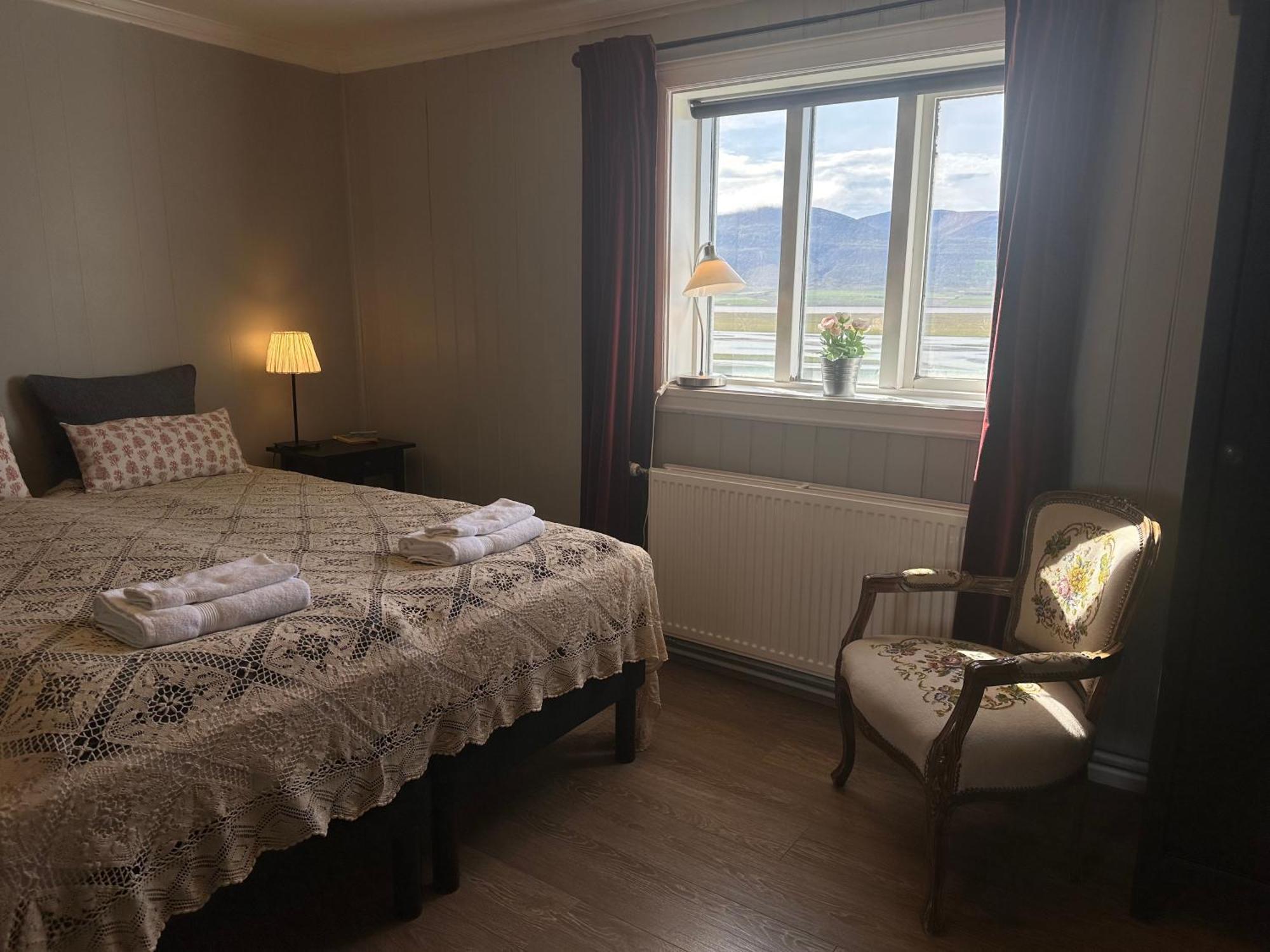 Helluland Guesthouse Saudarkrokur Экстерьер фото